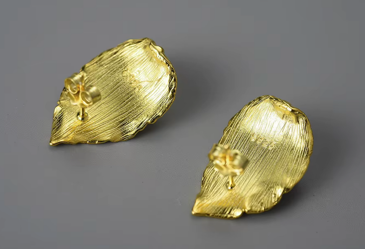🍃✨ Pendientes de Hoja con Perla en Plata de Ley bañado en Oro ✨🌿